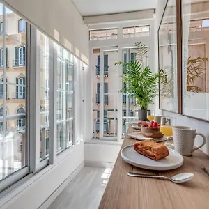 Victoria 16 Premium By Nagoa Homes Lejlighed
